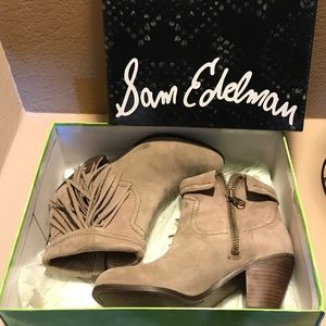 Sam Edelman tan suede fringe booties